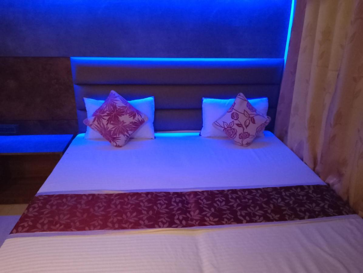 Hotel City Park Guwahati Zewnętrze zdjęcie